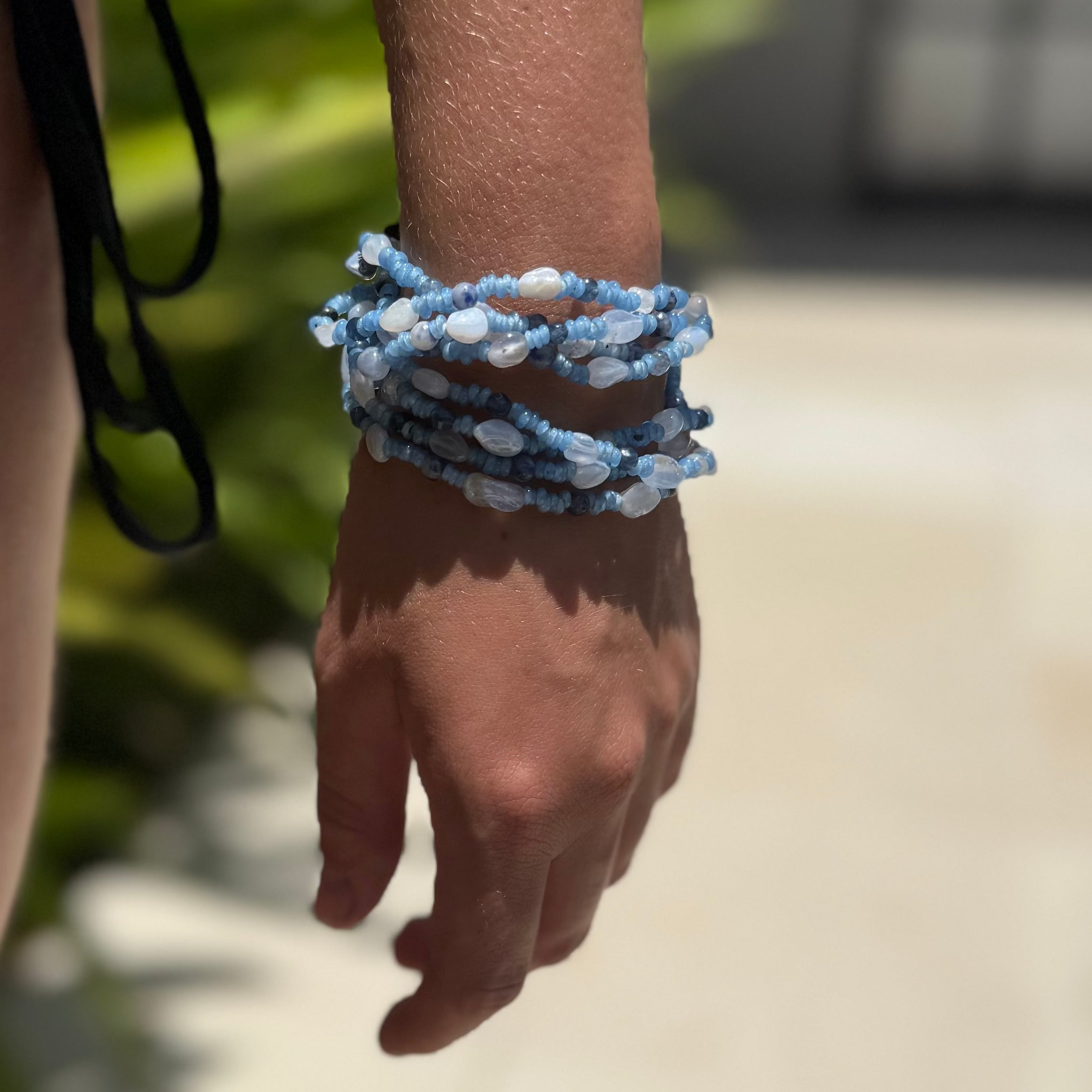 8 strand beaded bracelet - with blue lace agat