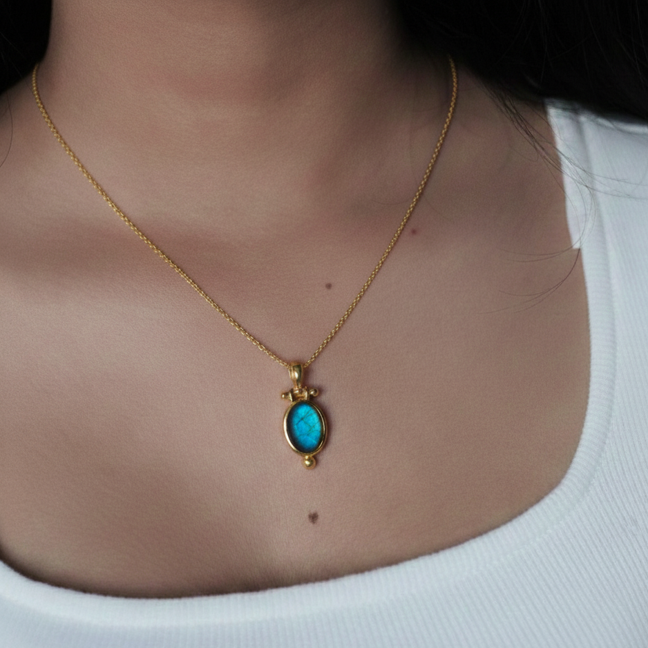 Pendant -  Gold with 7x9 Labradorite