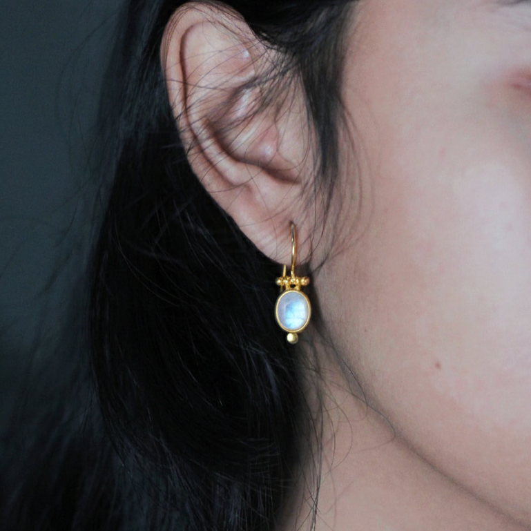 Earrings - With oval Rainbow Moonstone