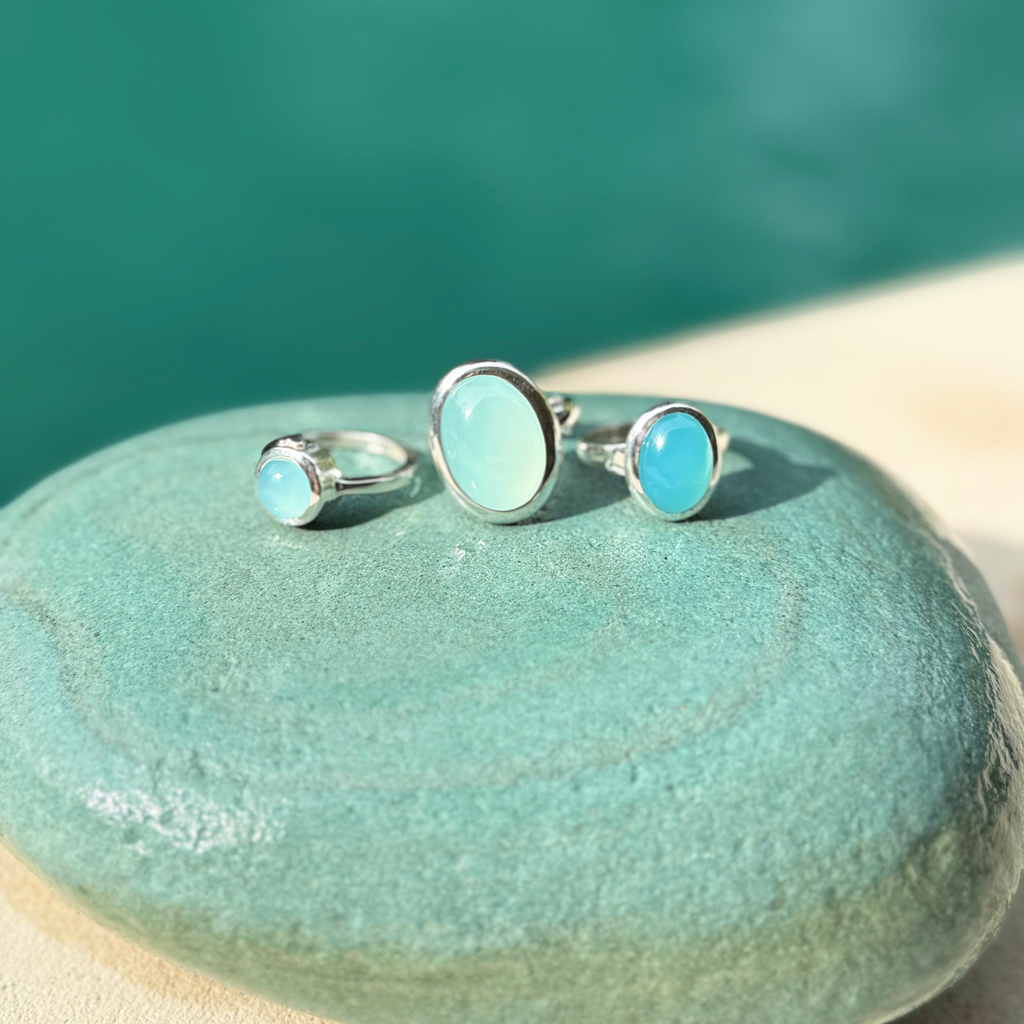 Beaded necklace with amazonite pendant