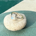 Heart ring - With Rainbow Moonstone
