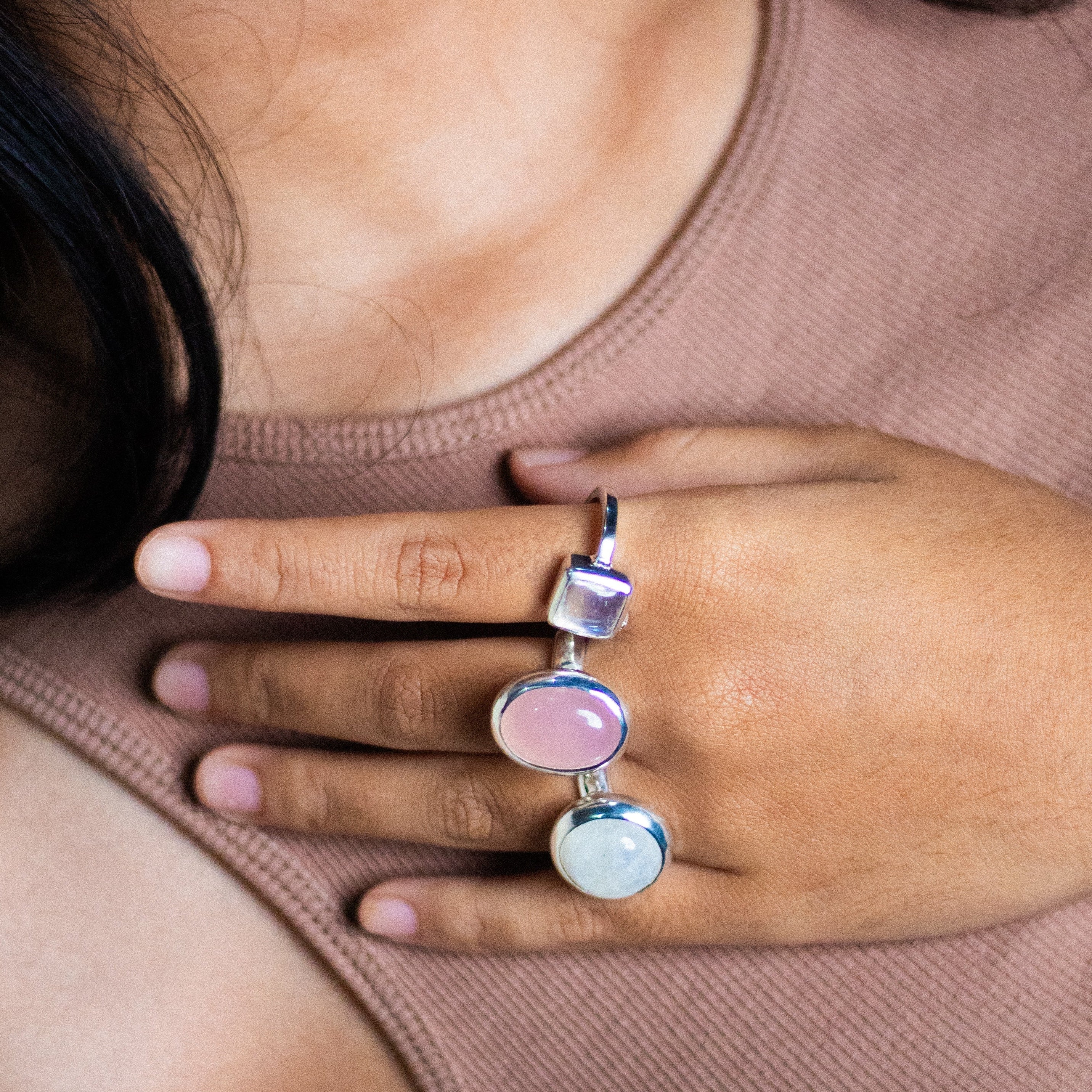 Charlie ring chunky - With Rainbow Moonstone