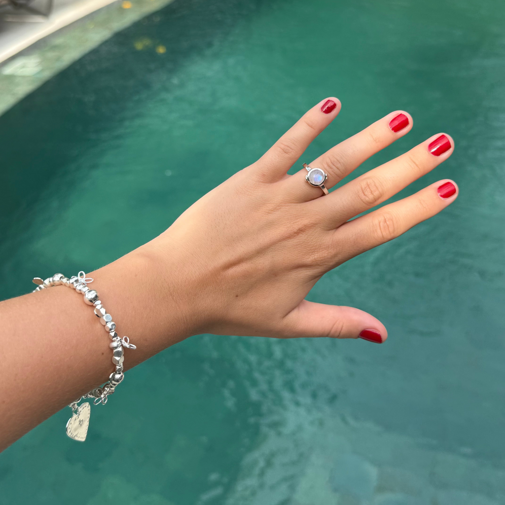 Heart ring - With Rainbow Moonstone