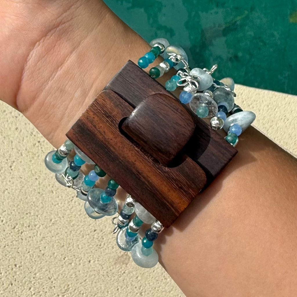 7 strand beaded bracelet  - aquamarine